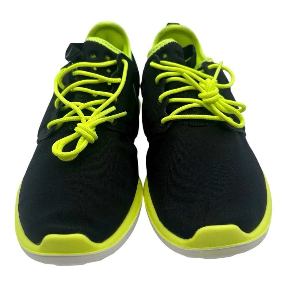 Nike Roshe Two GS Running Shoes YOUTH Kids Sz 5 Y Black/Volt Sneakers 844653-003